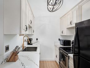 312 W 5th 907, Los Angeles CA 90013