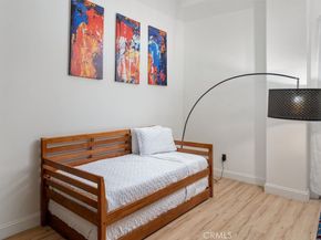 312 W 5th 907, Los Angeles CA 90013