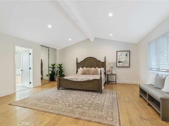 23534 Aetna st, Woodland Hills CA 91367