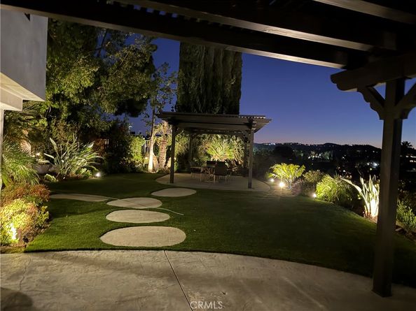 23534 Aetna st, Woodland Hills CA 91367