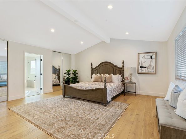 23534 Aetna st, Woodland Hills CA 91367