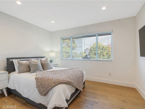 23534 Aetna st, Woodland Hills CA 91367