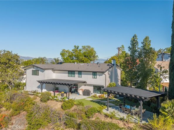 23534 Aetna st, Woodland Hills CA 91367