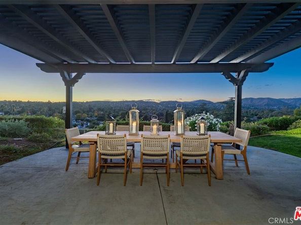 23534 Aetna st, Woodland Hills CA 91367