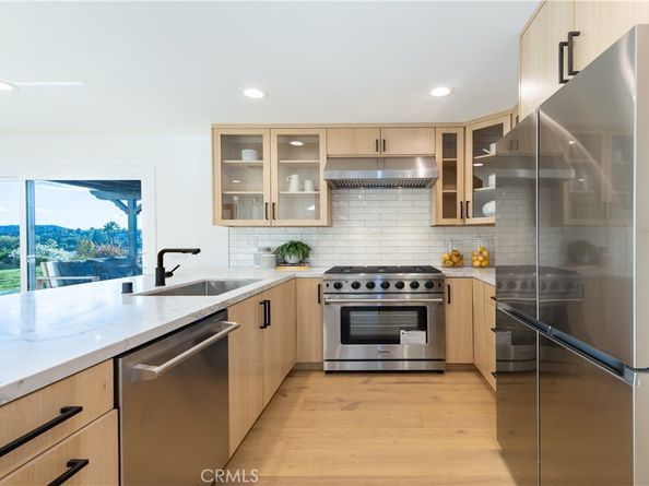 23534 Aetna st, Woodland Hills CA 91367