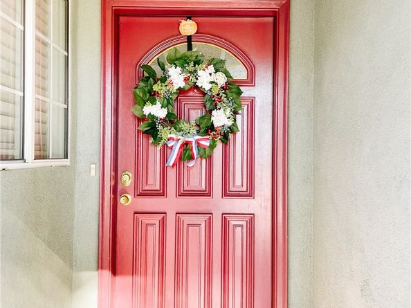 10016 Sophia Avenue, North Hills CA 91343