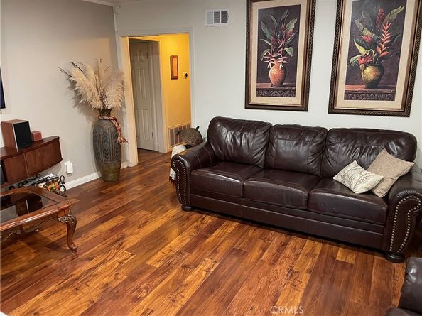 10016 Sophia Avenue, North Hills CA 91343