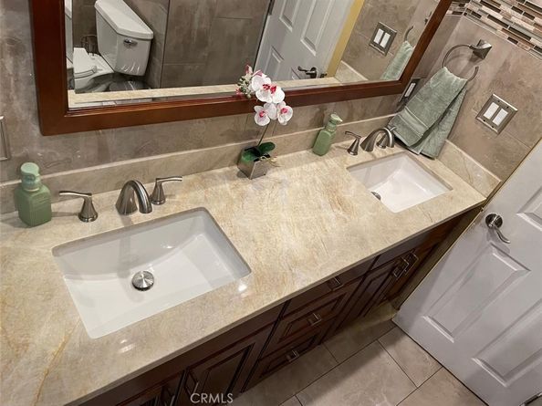 10016 Sophia Avenue, North Hills CA 91343