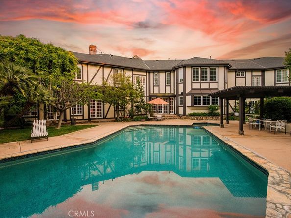 3155 Stone Oak Drive, Los Angeles CA 90049