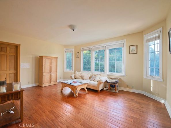 3155 Stone Oak Drive, Los Angeles CA 90049