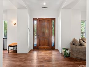 5150 Gloria Avenue, Encino CA 91436