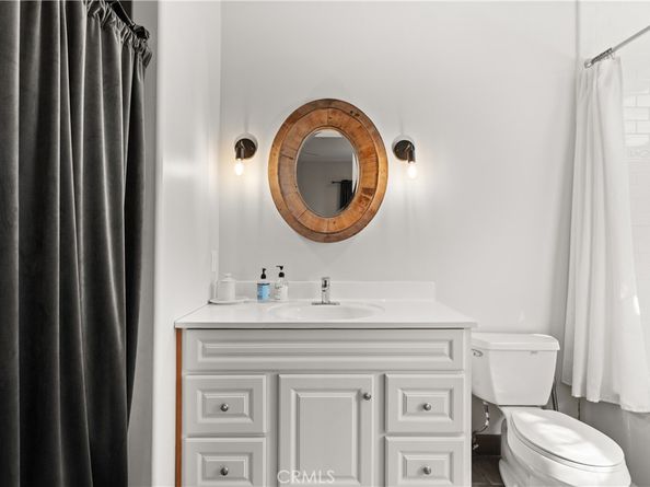 5150 Gloria Avenue, Encino CA 91436