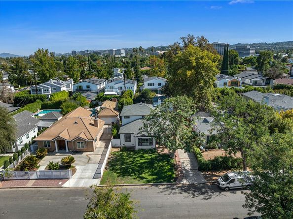 16762 Otsego, Encino CA 91436