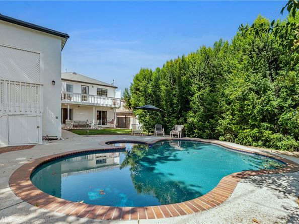 16762 Otsego, Encino CA 91436