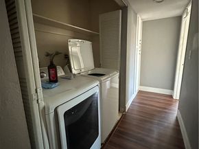 6540 Hayvenhurst 15, Lake Balboa CA 91406