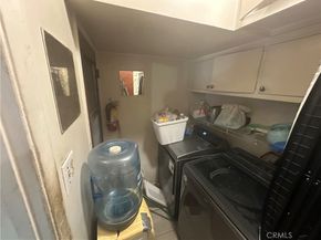 1409 E 41st Place, Los Angeles CA 90011