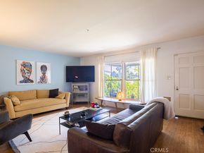 3735 Arbolada, Los Angeles CA 90027