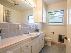 3735 Arbolada, Los Angeles CA 90027