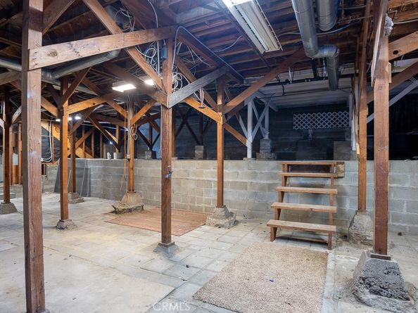 3735 Arbolada, Los Angeles CA 90027