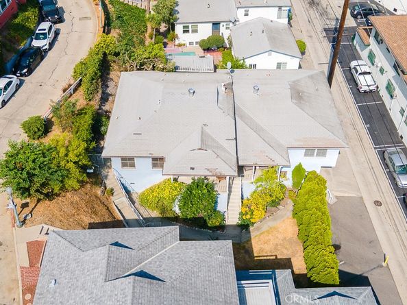 3735 Arbolada, Los Angeles CA 90027