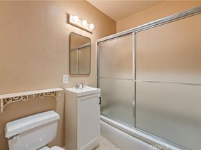 17619 Miranda, Encino CA 91316