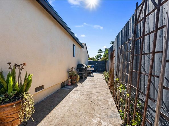 17619 Miranda, Encino CA 91316