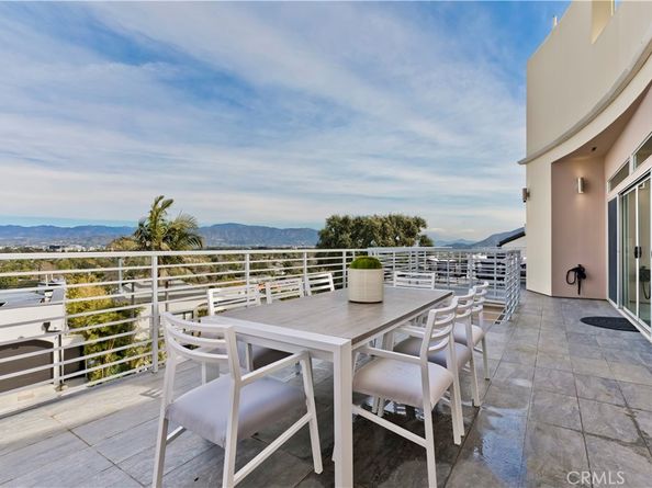 11698 Picturesque, Studio City CA 91604