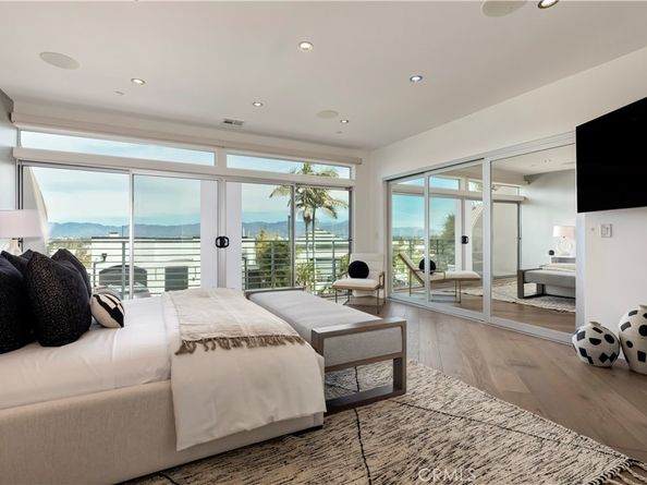 11698 Picturesque, Studio City CA 91604