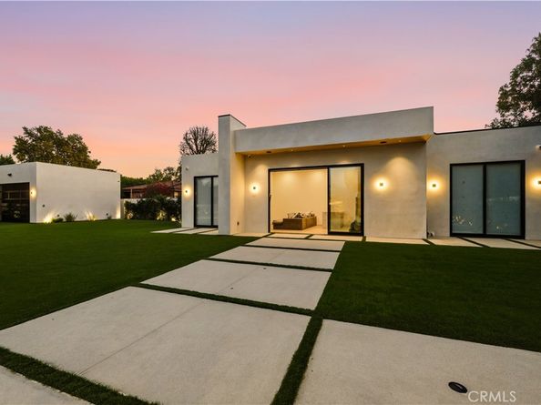 22924 Erwin Street, Woodland Hills CA 91367