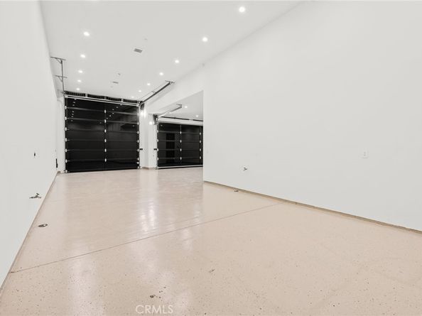 22924 Erwin Street, Woodland Hills CA 91367