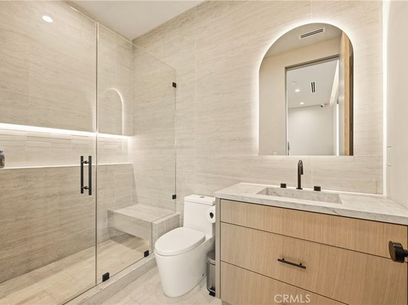 22924 Erwin Street, Woodland Hills CA 91367