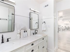 5439 Gentry Avenue, Valley Village CA 91607