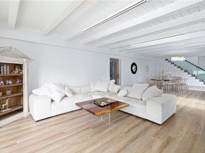 5439 Gentry Avenue, Valley Village CA 91607