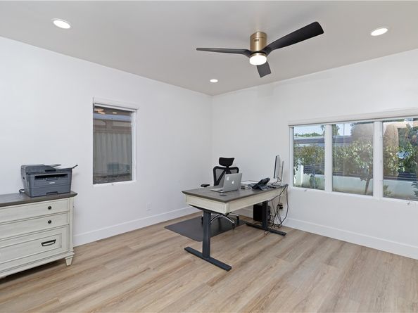 5439 Gentry Avenue, Valley Village CA 91607