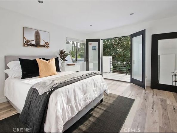 2650 Lisco Pl, Los Angeles CA 90046