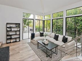 2650 Lisco Pl, Los Angeles CA 90046