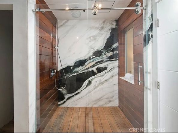 2650 Lisco Pl, Los Angeles CA 90046