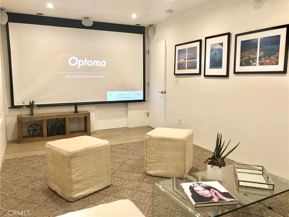 5714 Vantage Avenue, Valley Village CA 91607