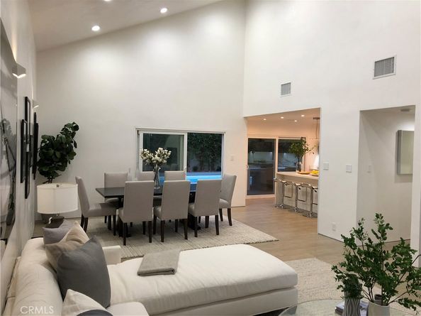 5714 Vantage Avenue, Valley Village CA 91607