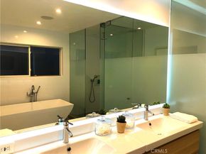 5714 Vantage Avenue, Valley Village CA 91607