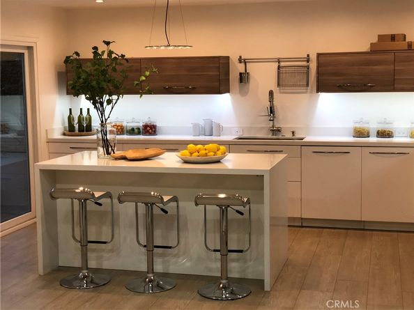 5714 Vantage Avenue, Valley Village CA 91607