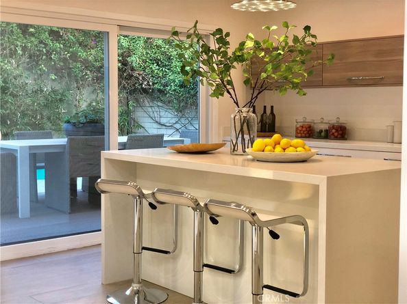 5714 Vantage Avenue, Valley Village CA 91607