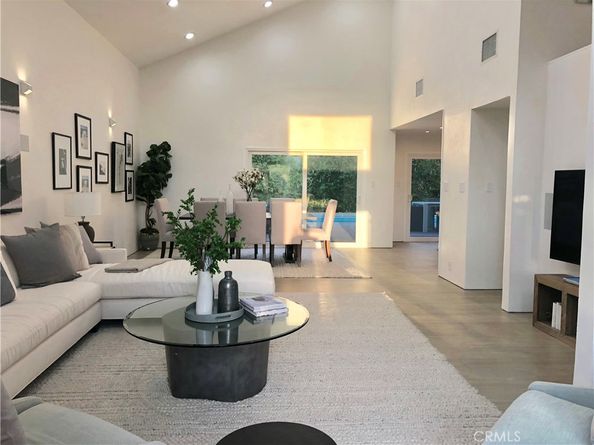 5714 Vantage Avenue, Valley Village CA 91607