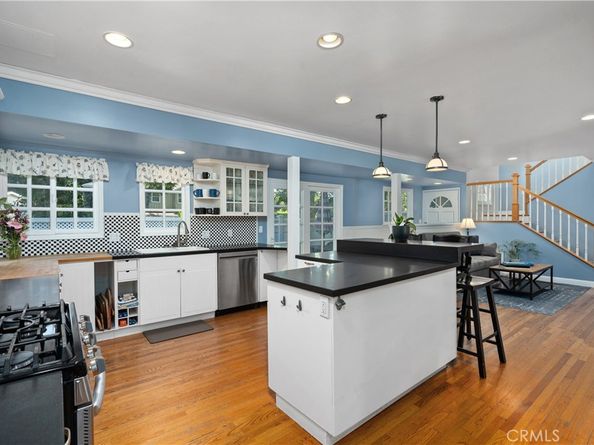 11270 Acama Street, Studio City CA 91602