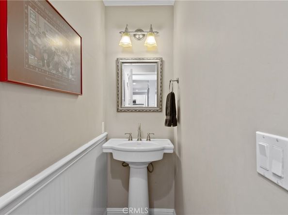 11270 Acama Street, Studio City CA 91602