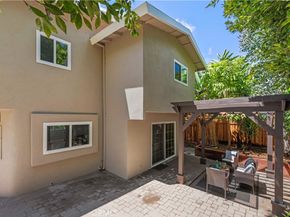2400 Nalin, Bel Air CA 90077