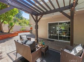 2400 Nalin, Bel Air CA 90077
