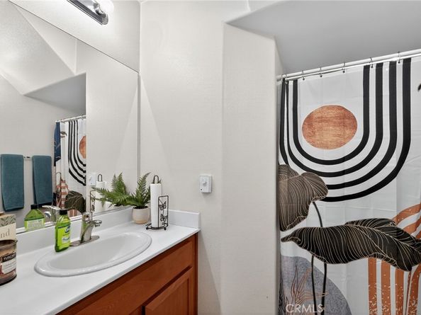 11926 Olive Glen, Los Angeles CA 90047