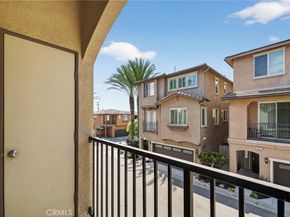 11926 Olive Glen, Los Angeles CA 90047