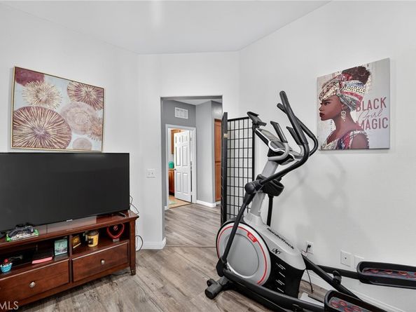 11926 Olive Glen, Los Angeles CA 90047